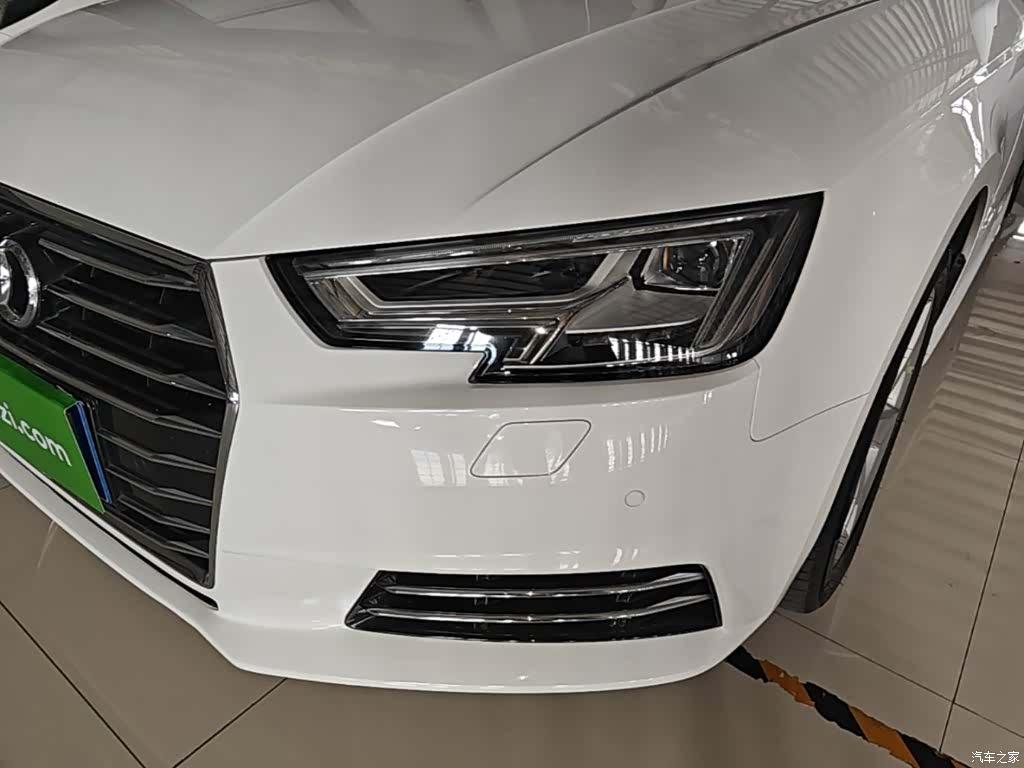 Audi A4L, 2017 18