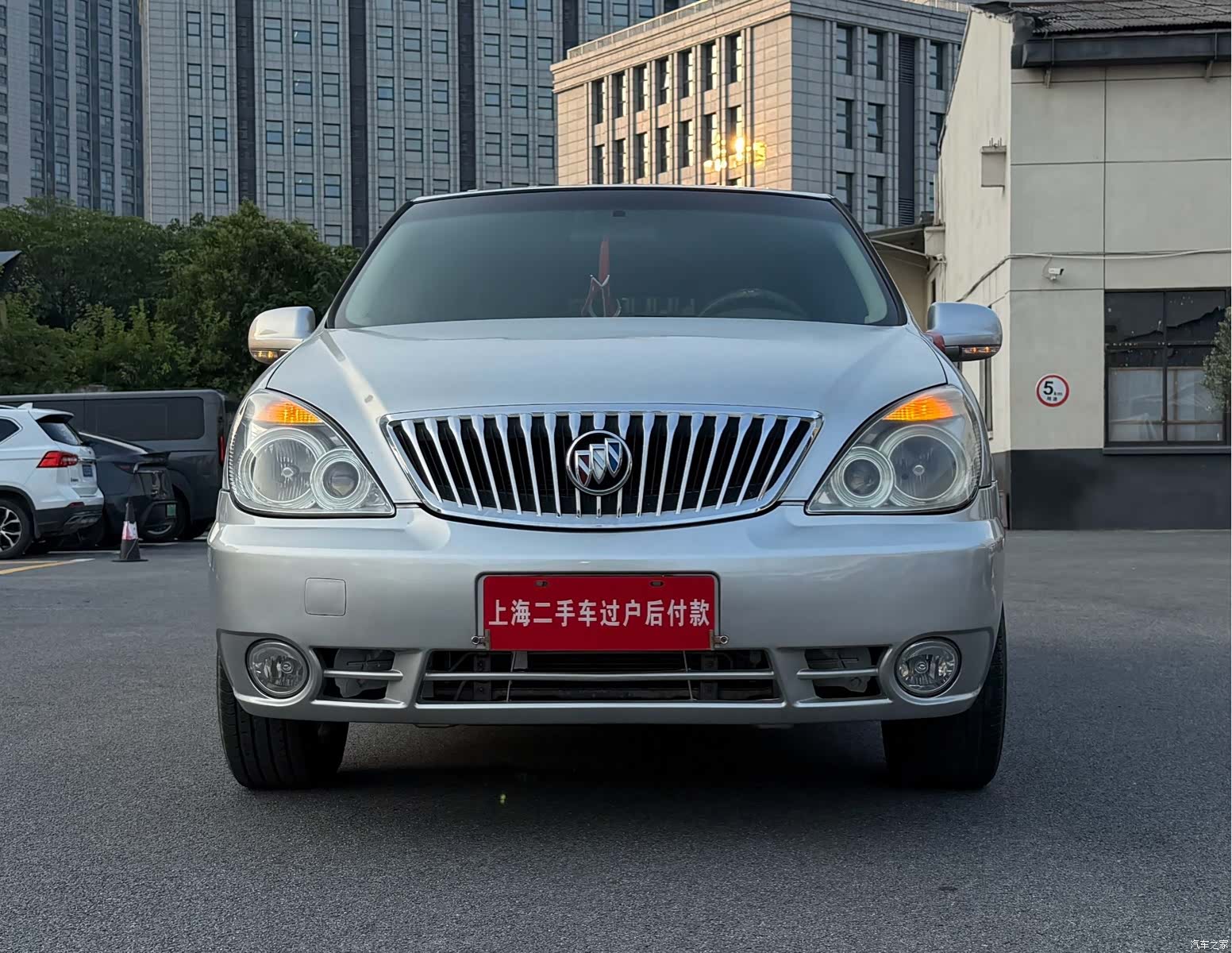 Buick GL8, 2014 1