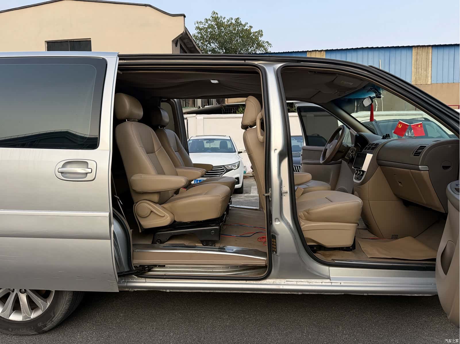 Buick GL8, 2014 все фото
