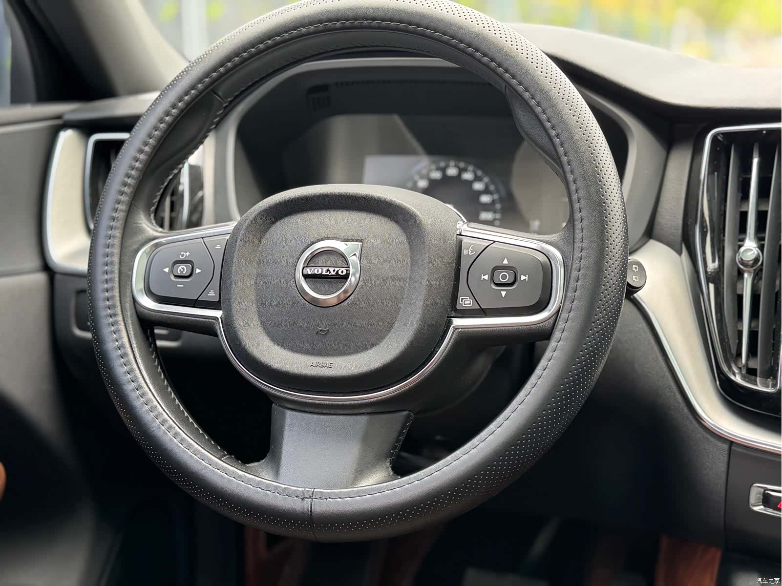 Volvo XC60, 2021 10