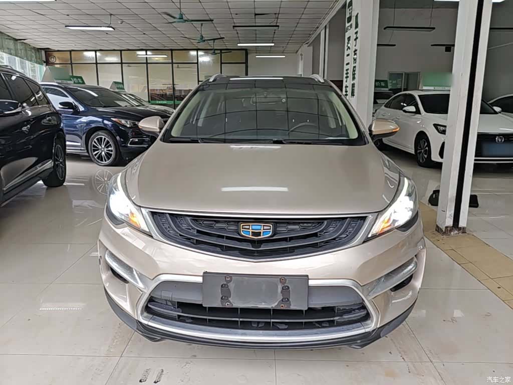 Geely Emgrand, 2017 3