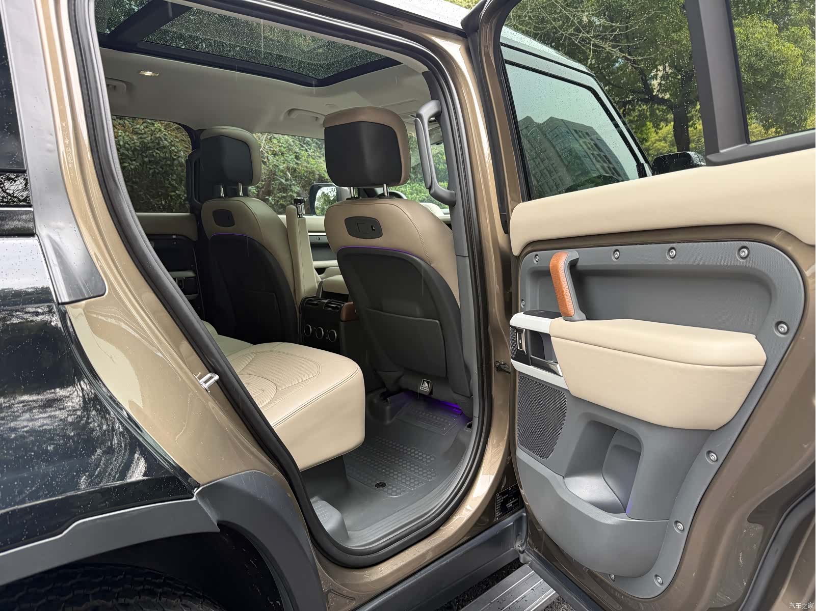 Land Rover Defender, 2020 9