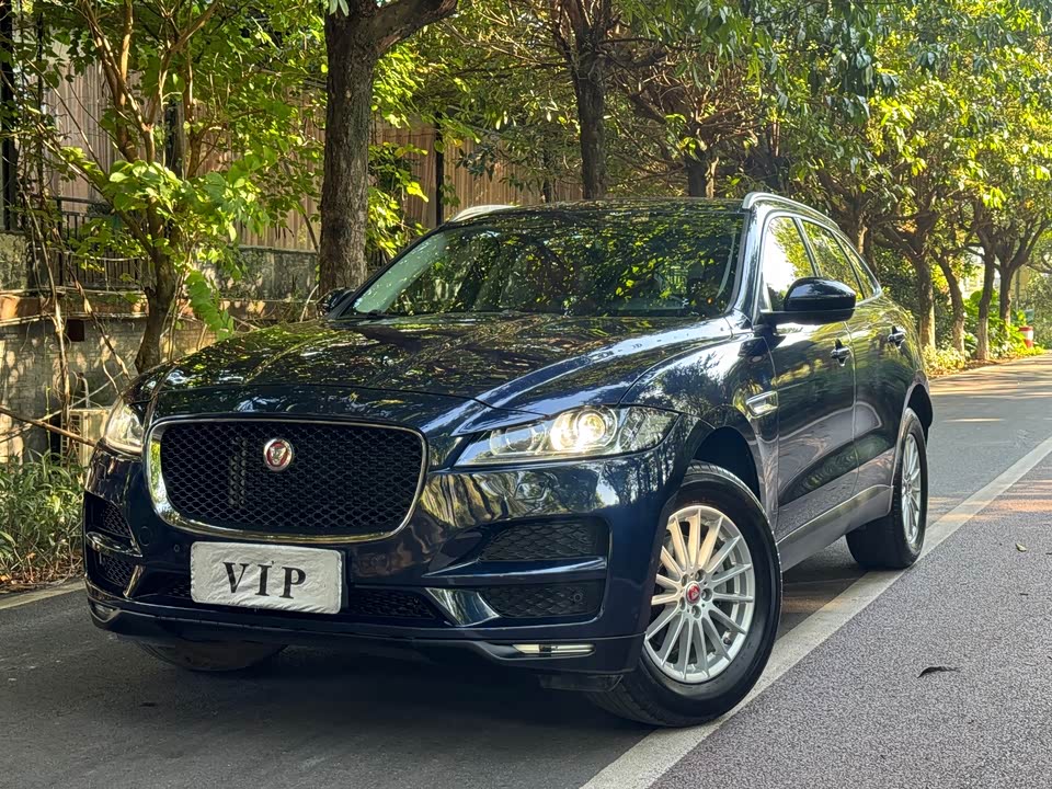 Jaguar F-PACE Jaguar F-PACE