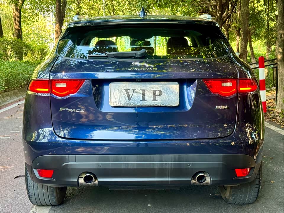 Jaguar F-PACE Jaguar F-PACE