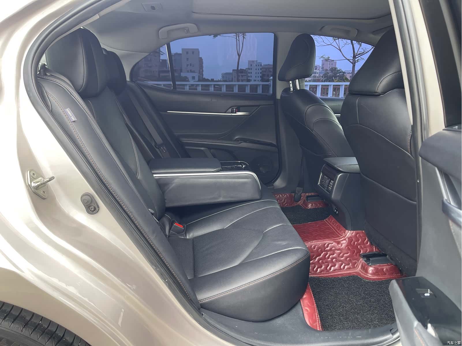Toyota Camry, 2018 14