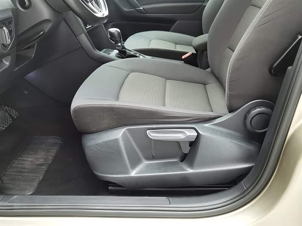 Volkswagen Golf*Jiayu Volkswagen Golf*Jiayu