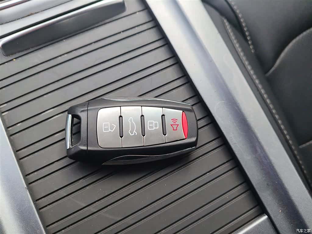 Geely Emgrand, 2020 12