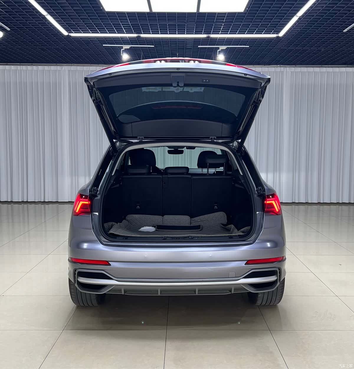 Audi Q3, 2023 6