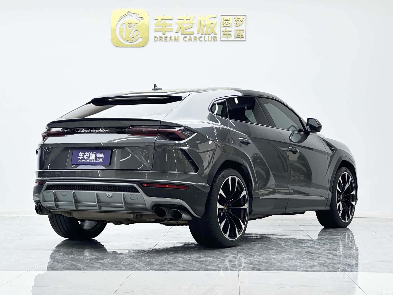 Lamborghini Urus, 2019 4
