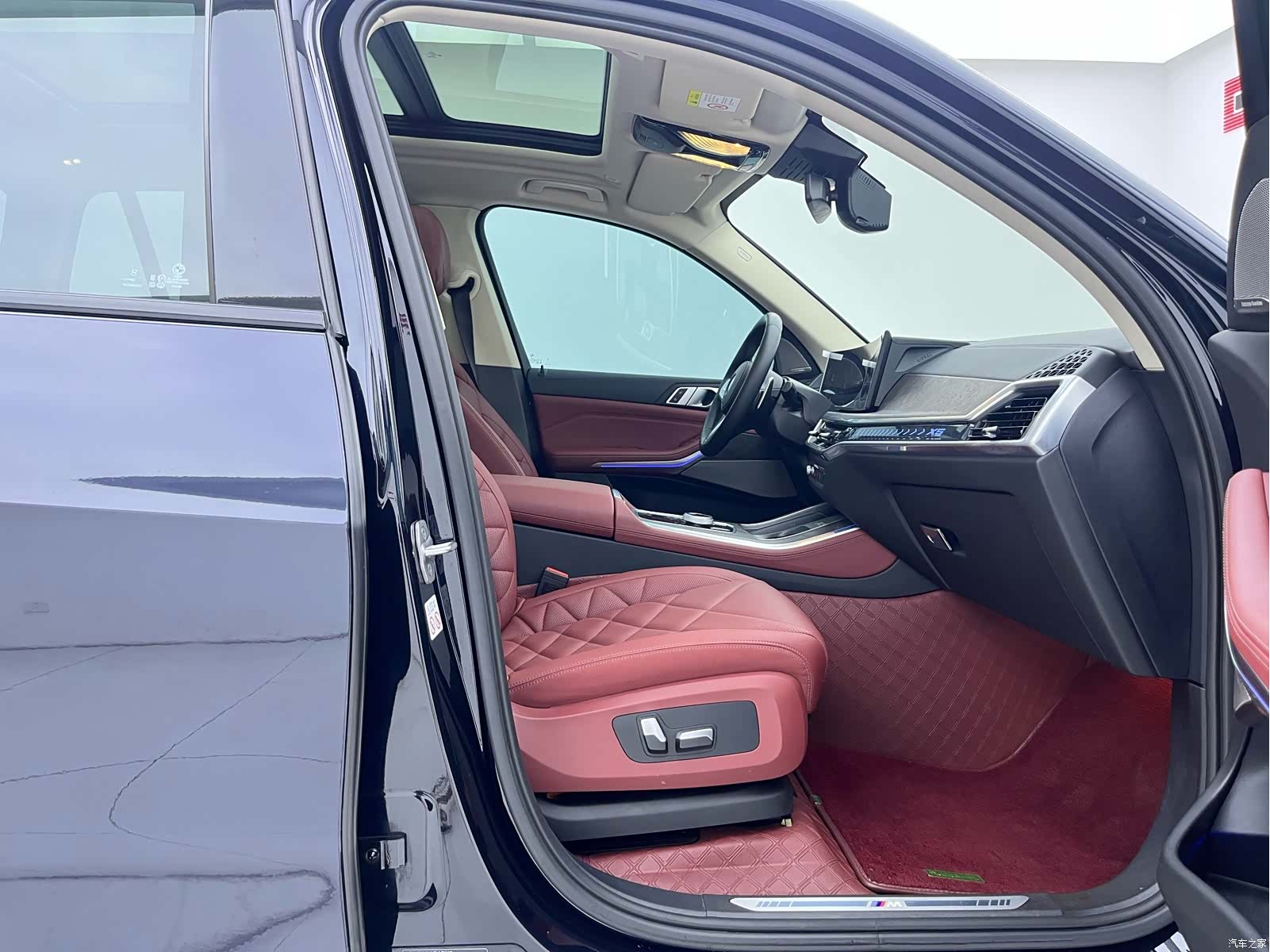 BMW X5, 2024 11