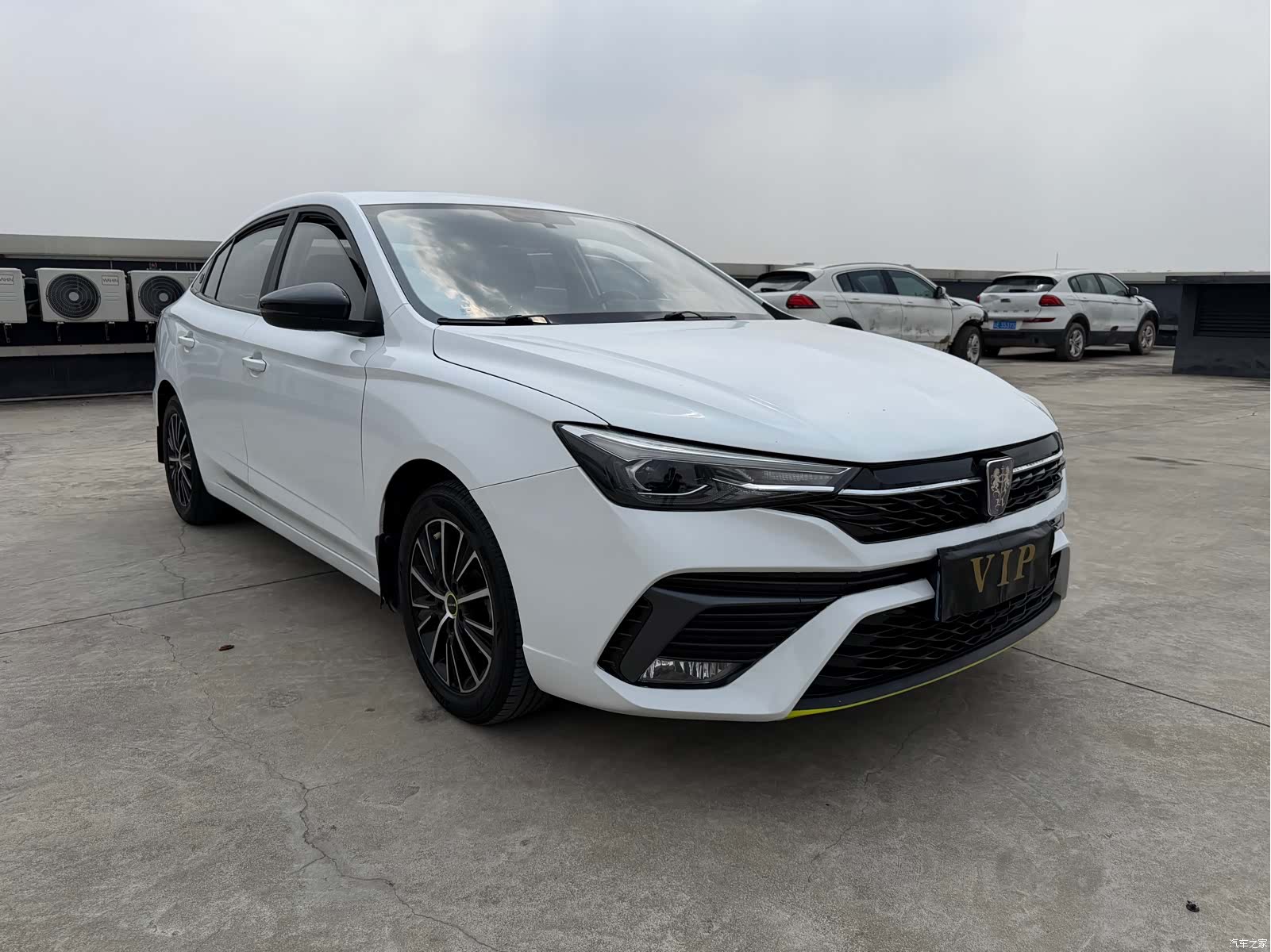 Roewe i5, 2022 3