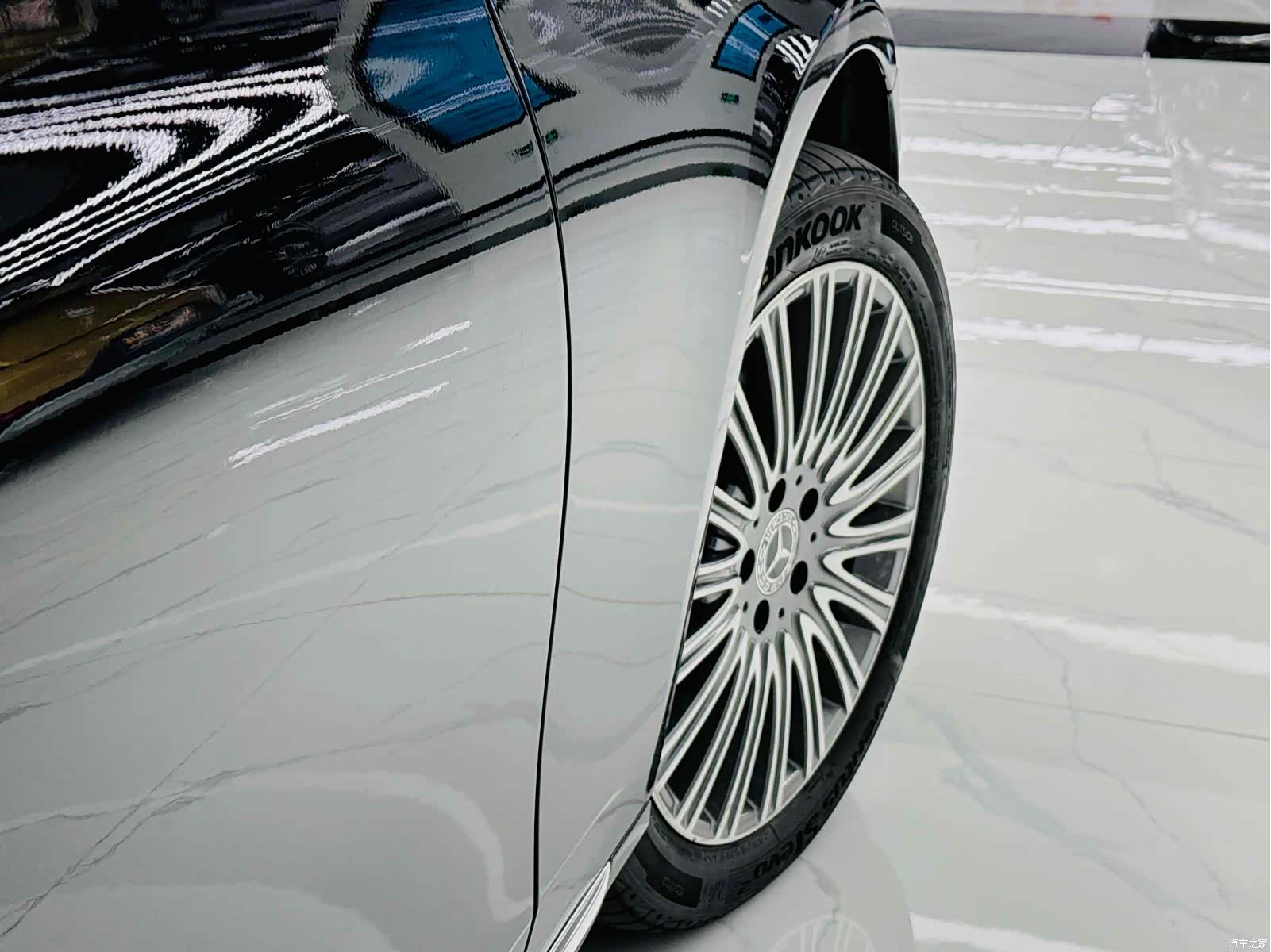 Mercedes-Benz E-Class, 2023 15