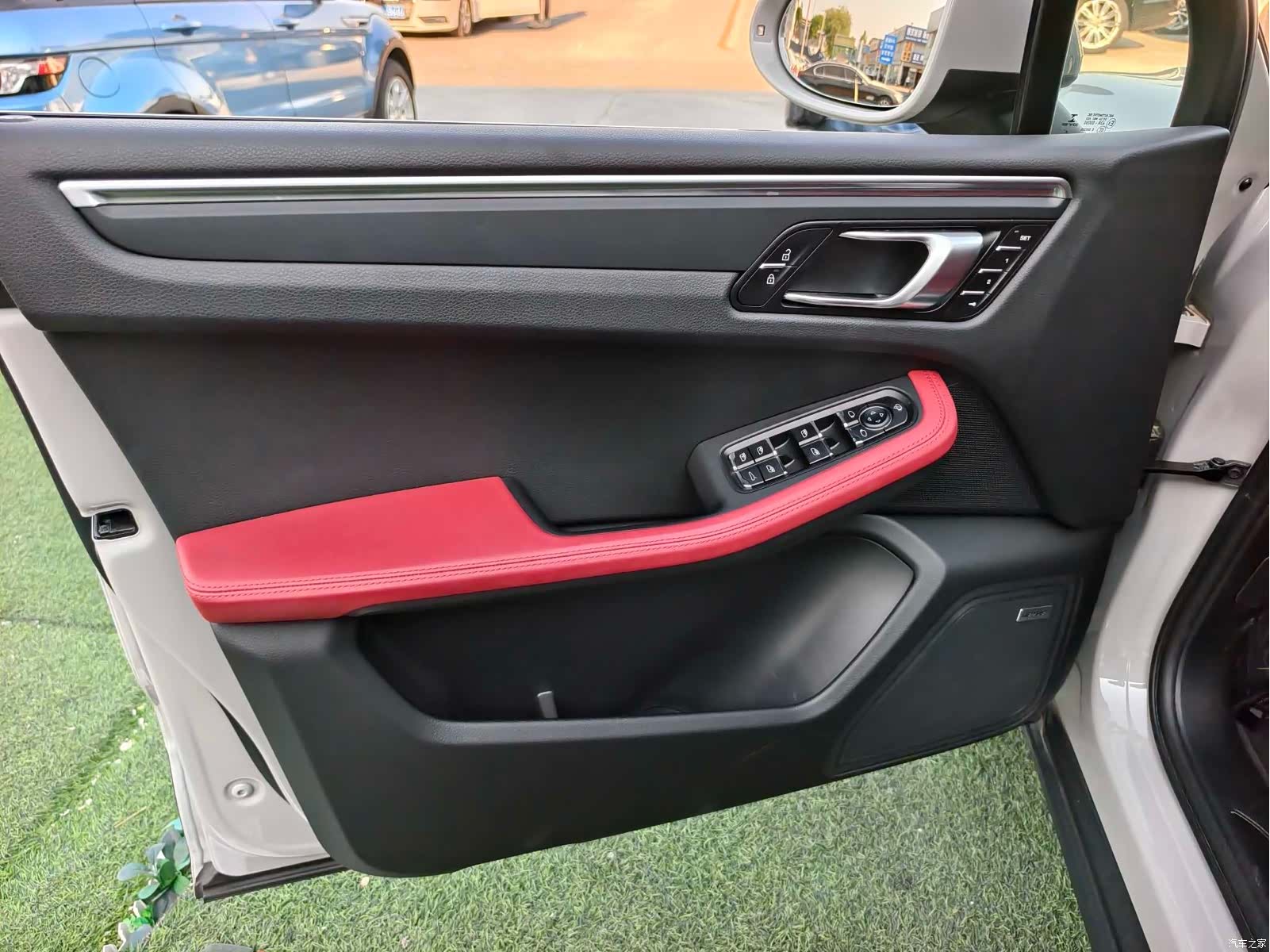 Porsche Macan, 2021 10