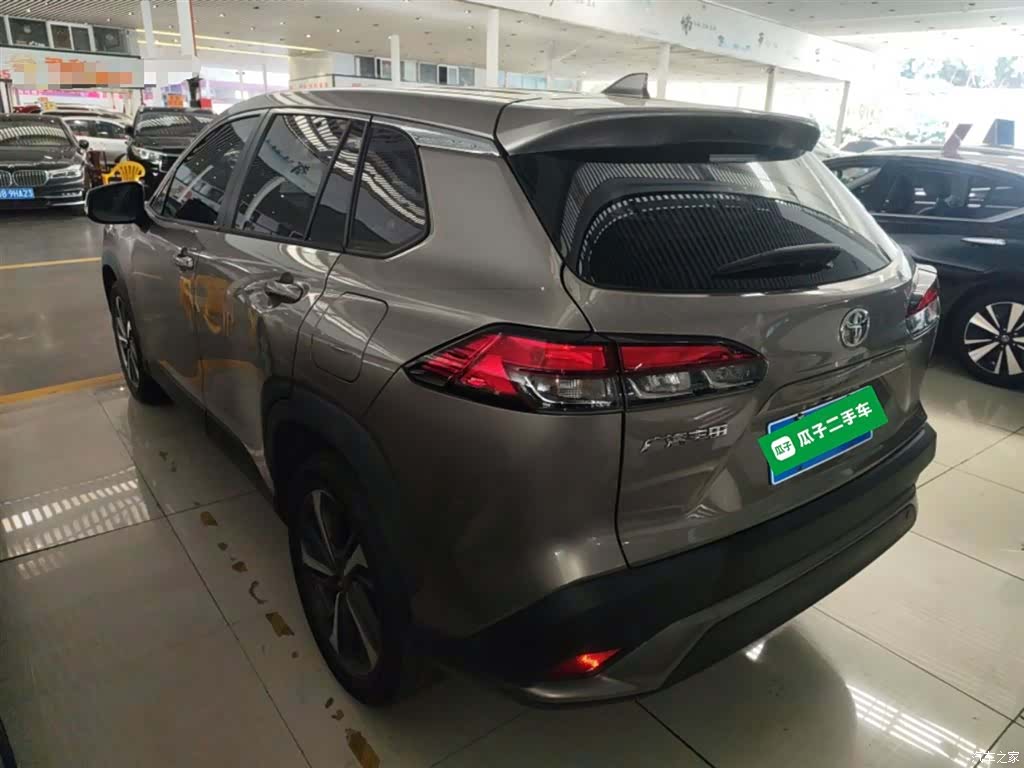 Toyota Frontlander, 2022 все фото