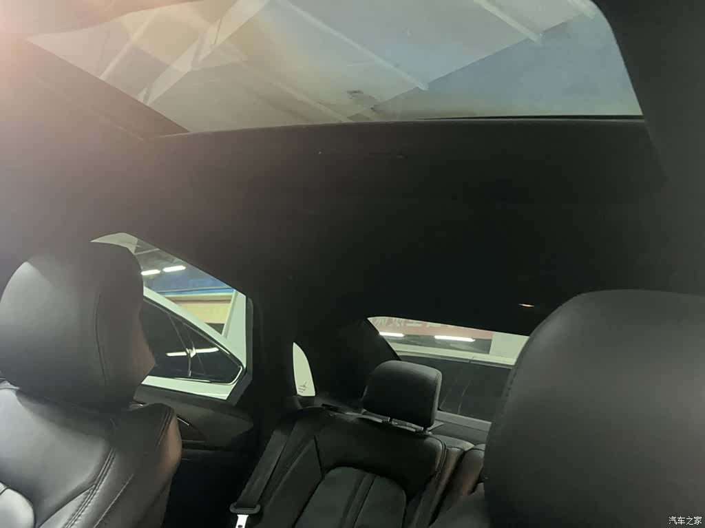 Lincoln MKZ, 2017 12