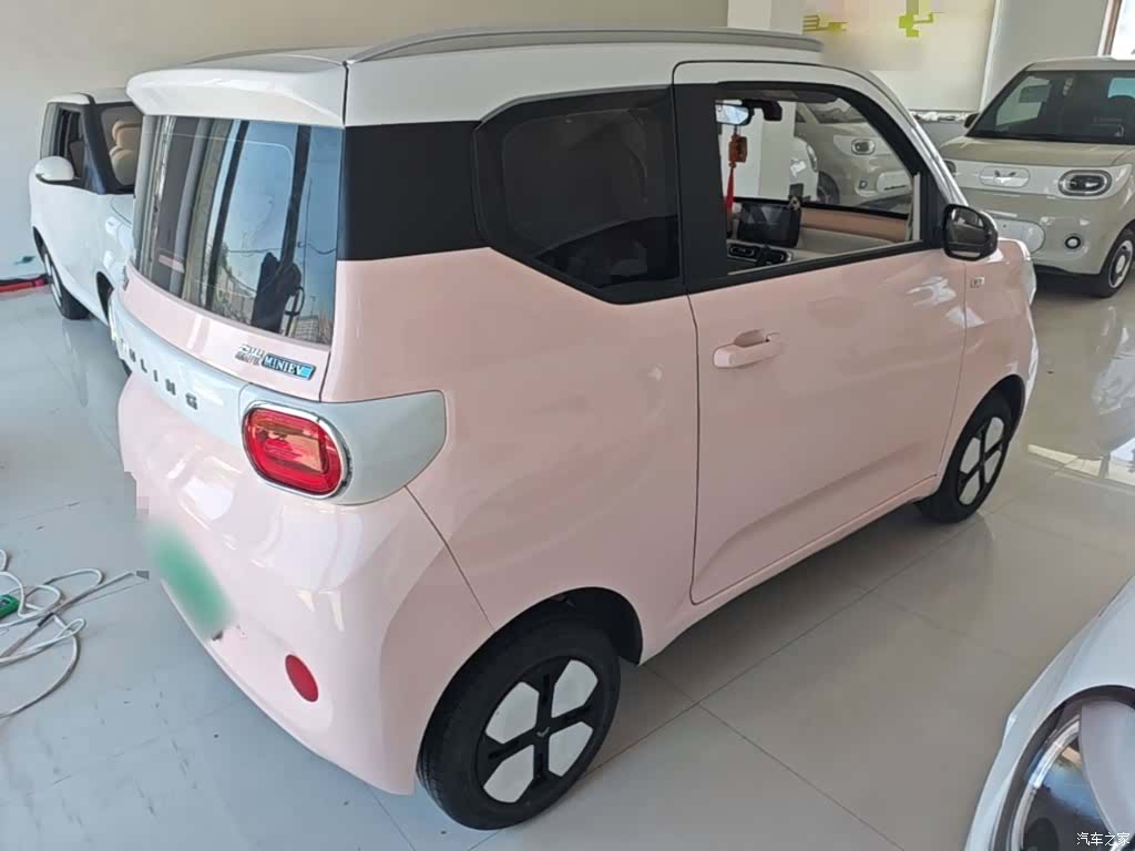 Wuling MINIEV, 2024 7