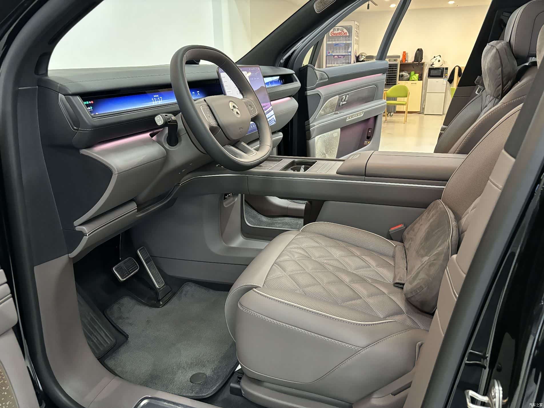 NIO ES8, 2025 6