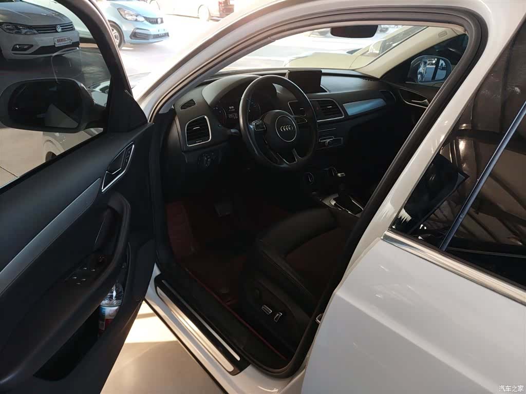 Audi Q3, 2019 13