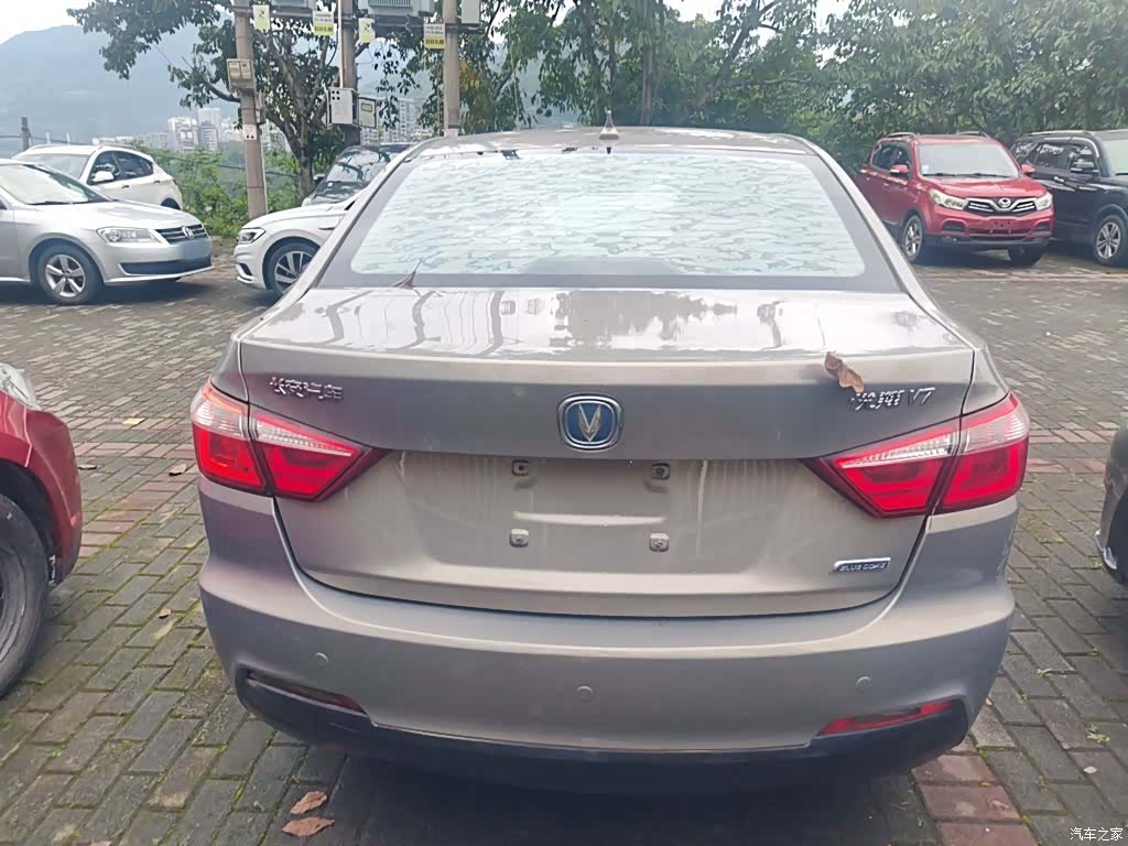 Changan V7, 2017 4