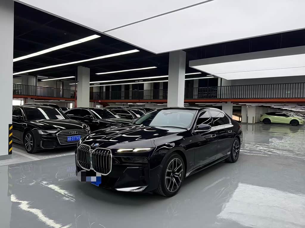 BMW 7 Series 7 2023 735Li M Sport