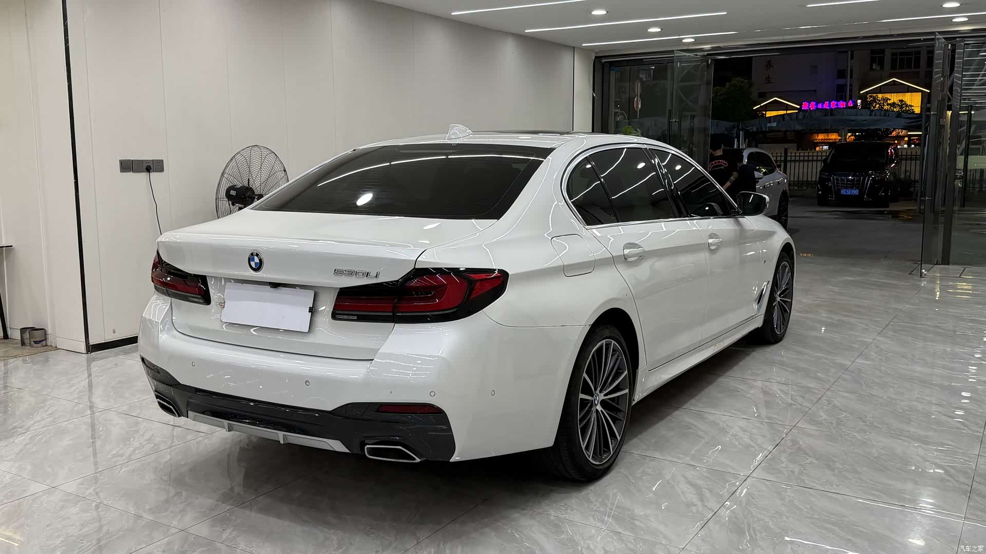 BMW 5 Series, 2022 6