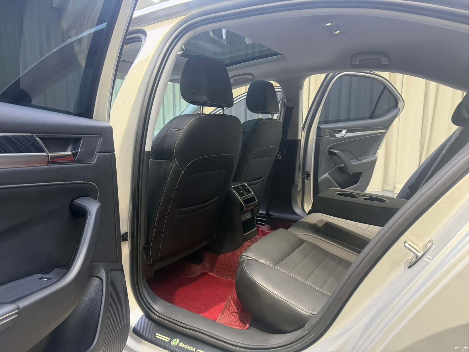 Skoda Superb, 2023 10