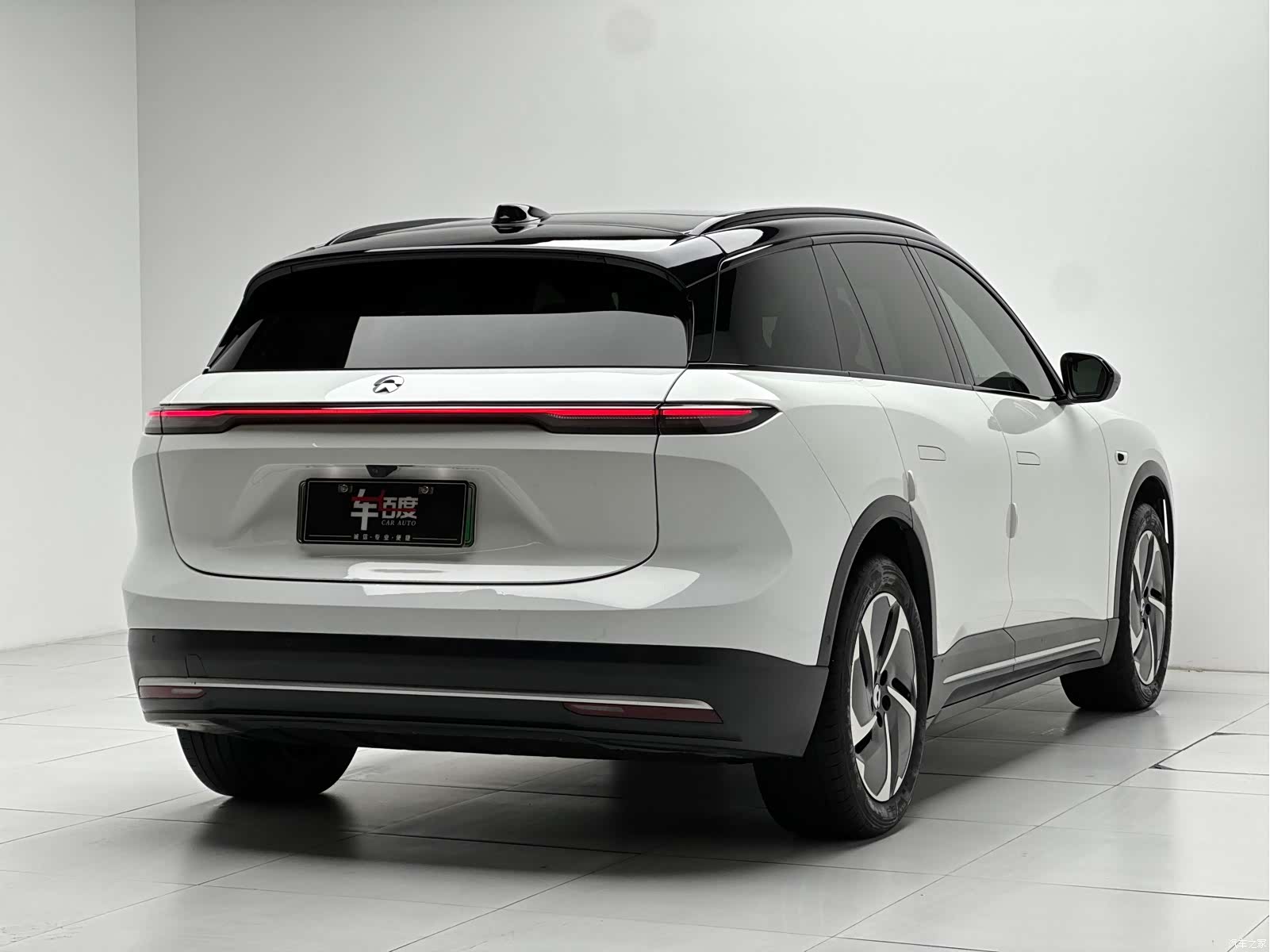 NIO ES6, 2023 4