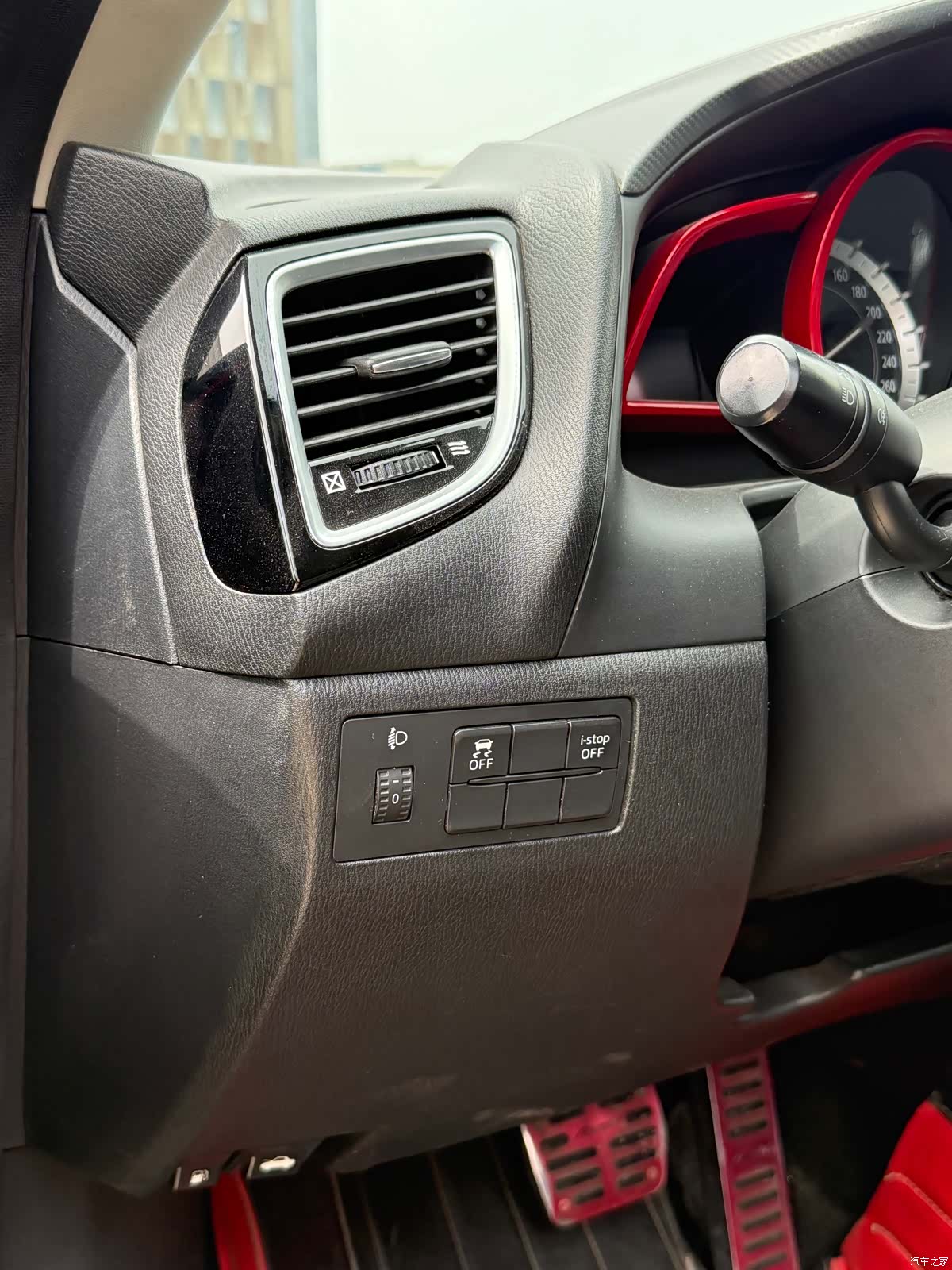 Mazda Mazda3, 2014 16