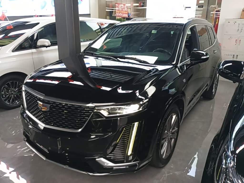 Cadillac XT6 2020 28T мест Luxury