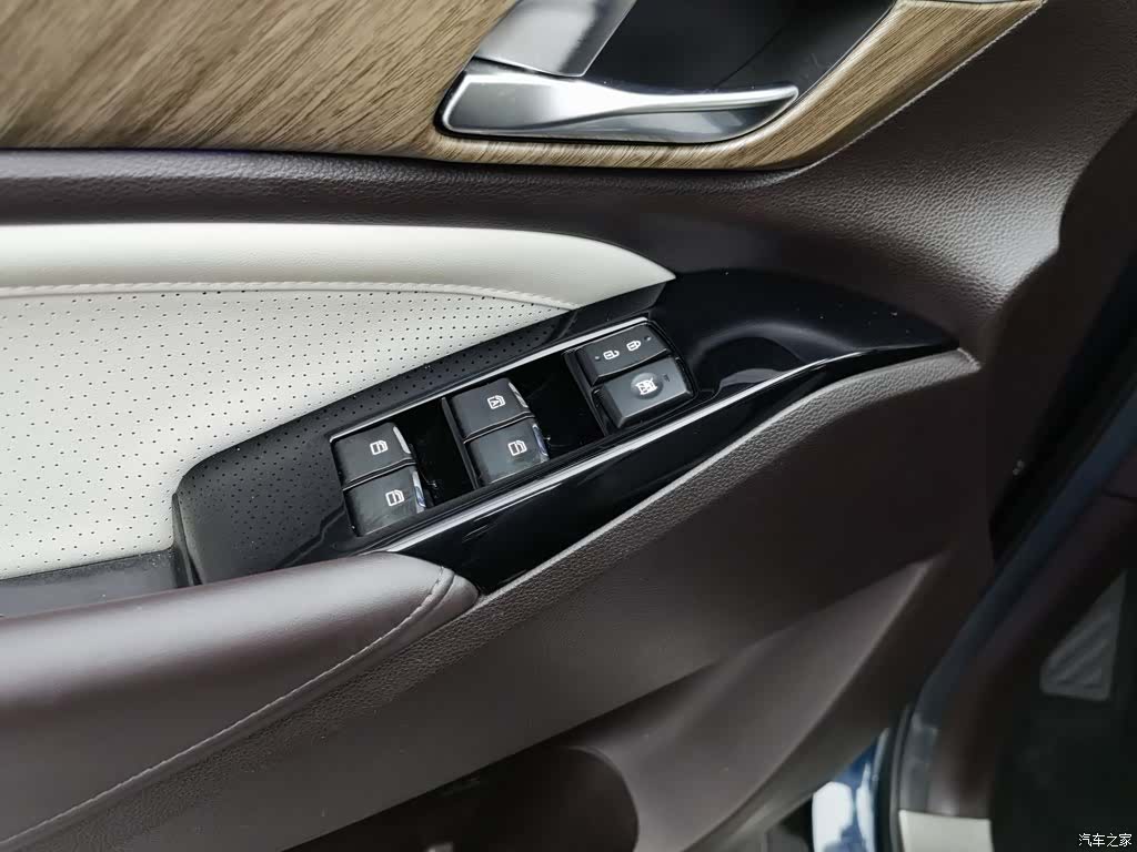 Trumpchi M8, 2021 9