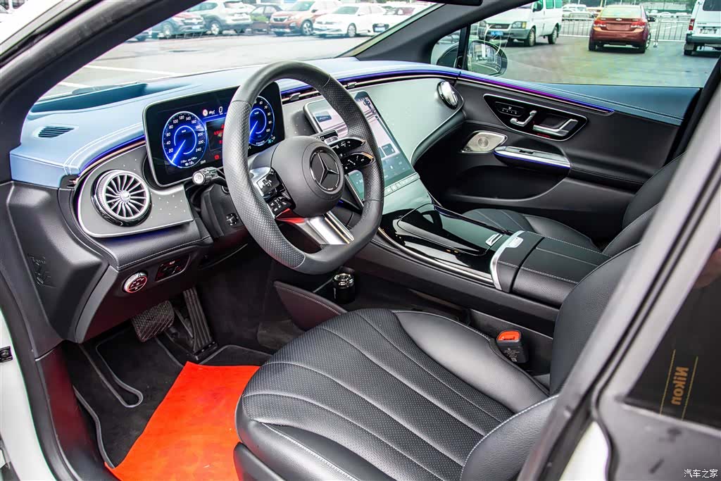 Mercedes-Benz EQE, 2025 9