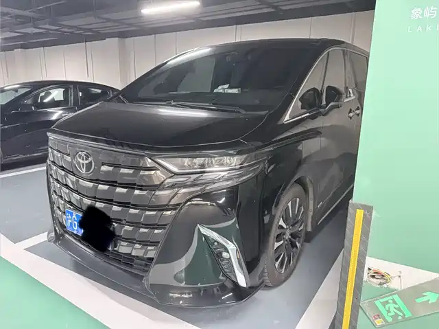 Toyota Alphard 2025 — купить из Китая под заказ
