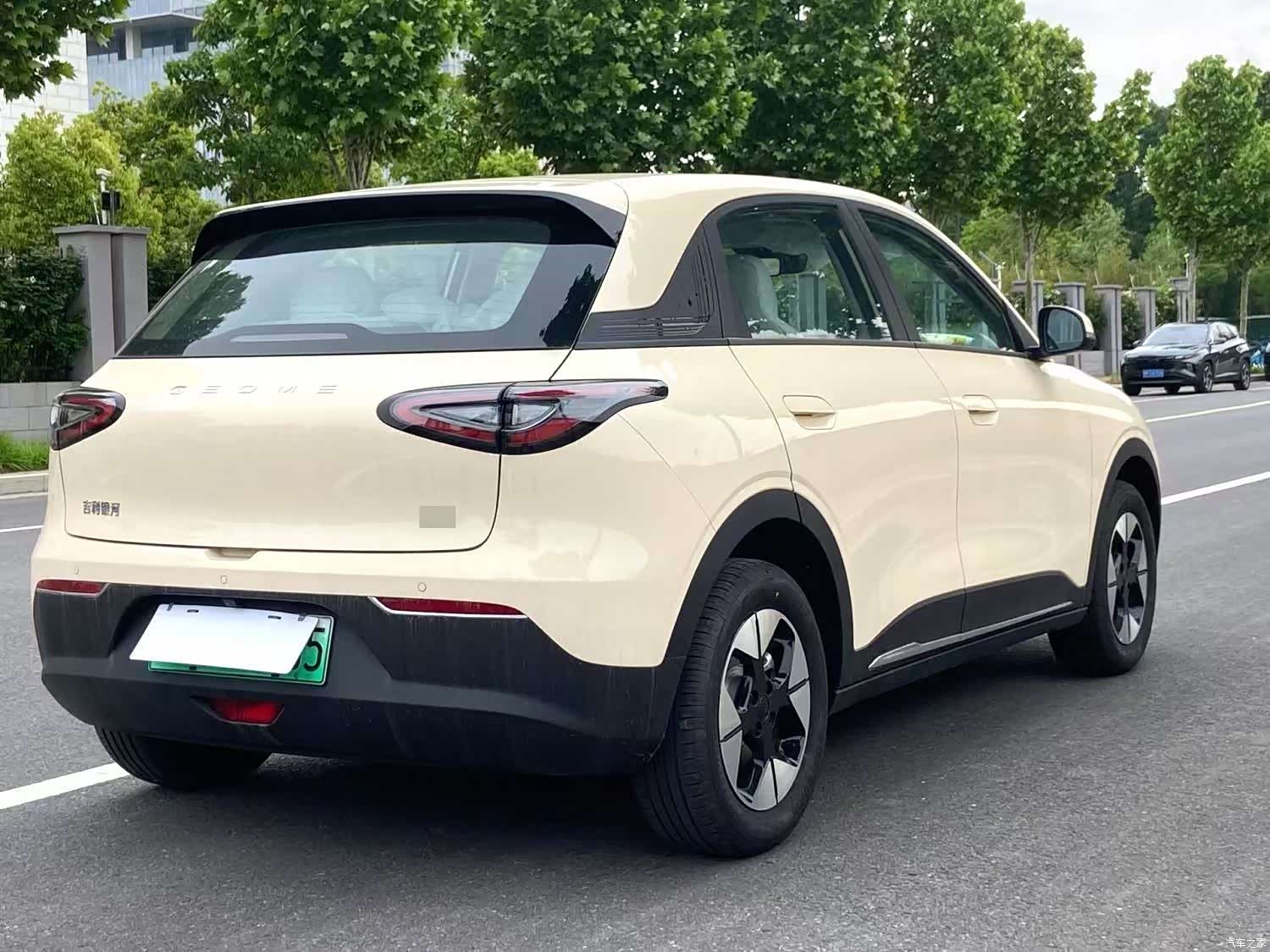 Geely Xingyuan, 2026 15