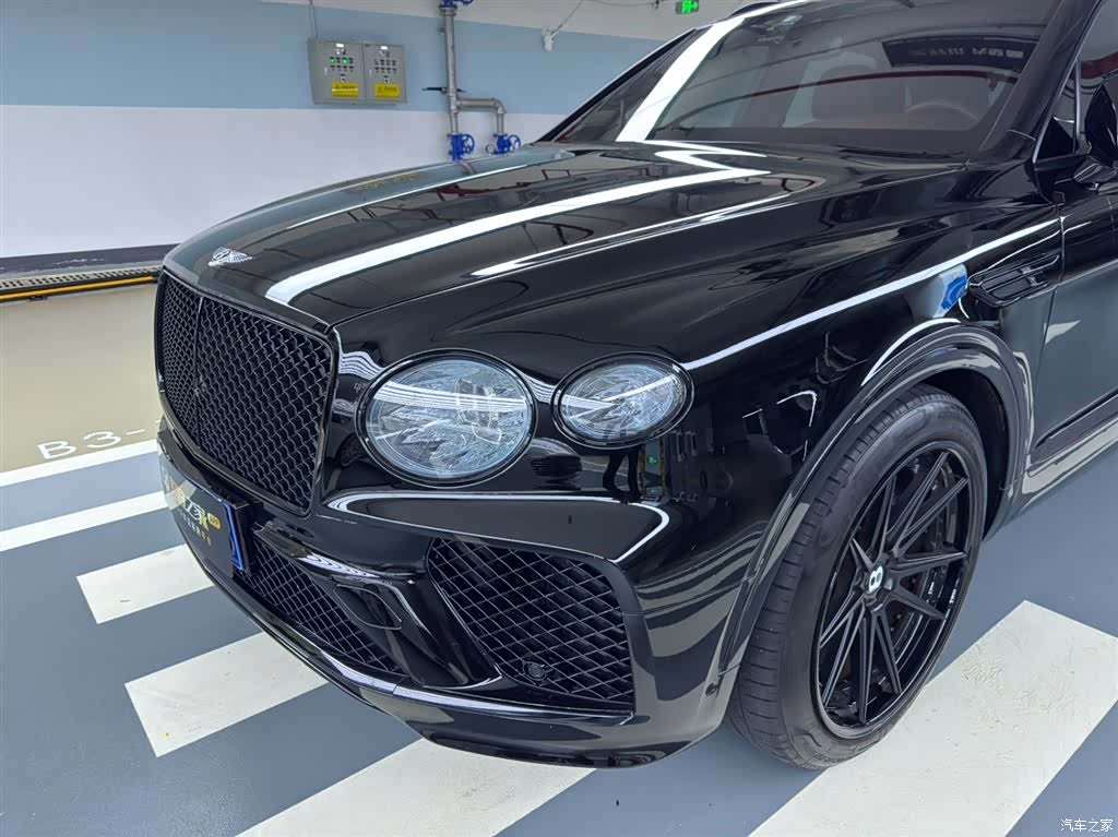 Bentley Bentayga, 2021 2