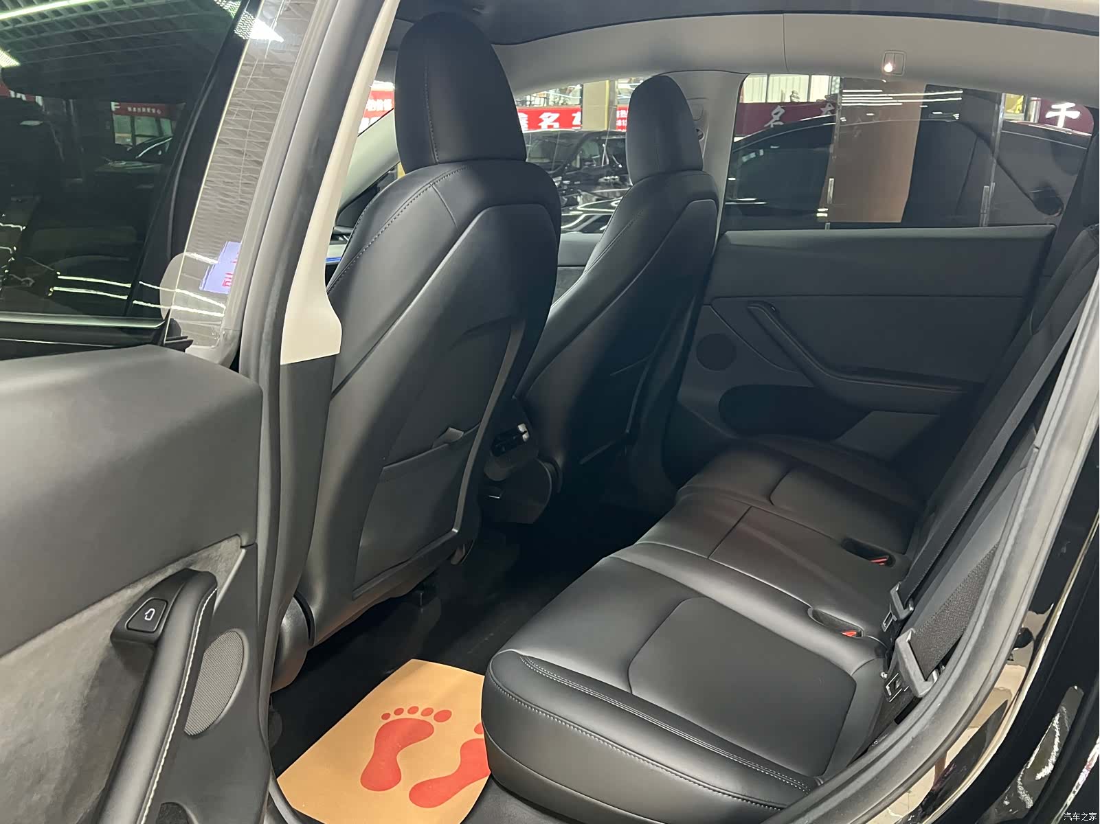 Tesla Model Y, 2023 11
