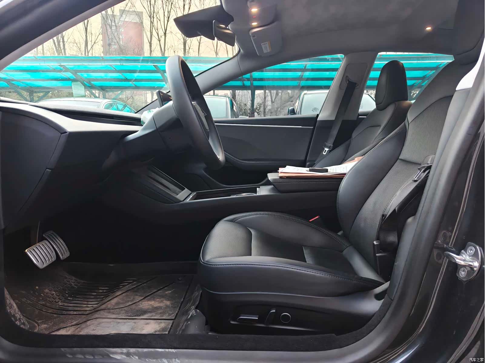 Tesla Model 3, 2024 4