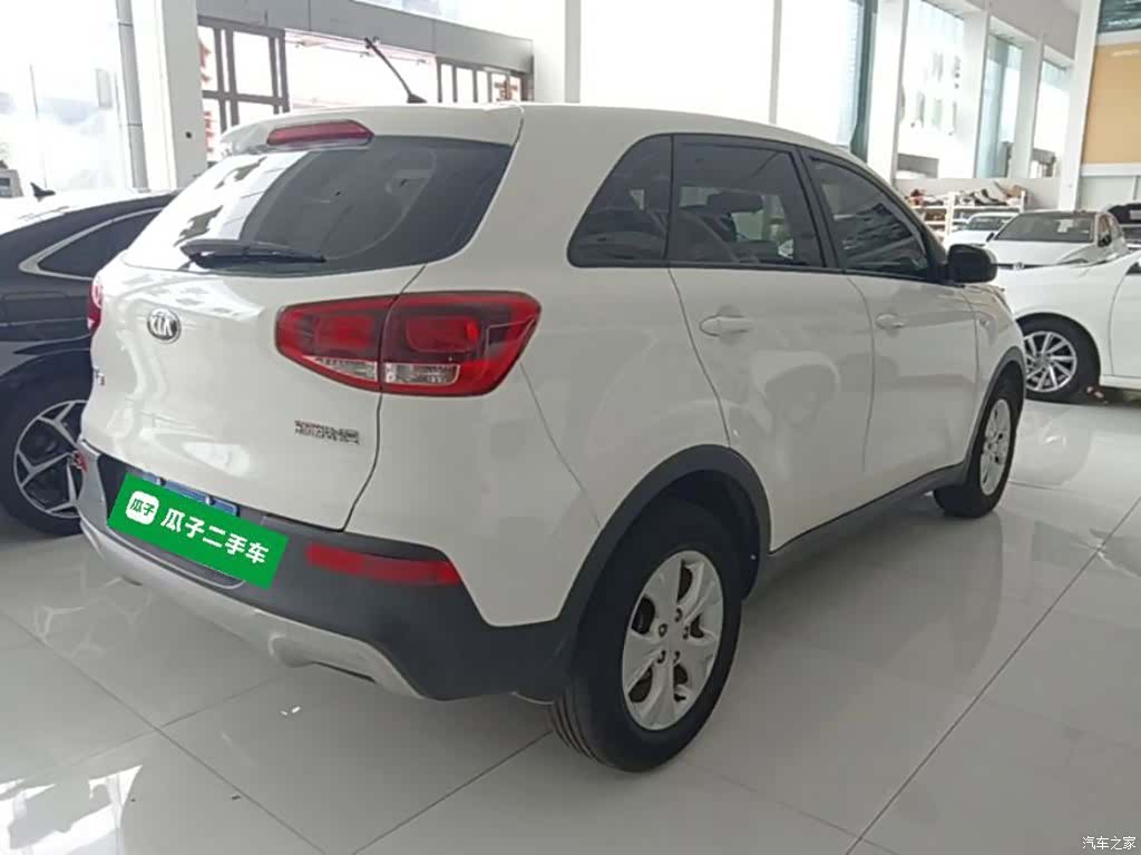 Kia KX3, 2016 7