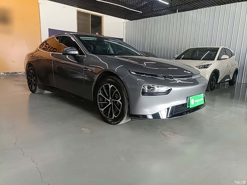 Xpeng P7, 2022 4
