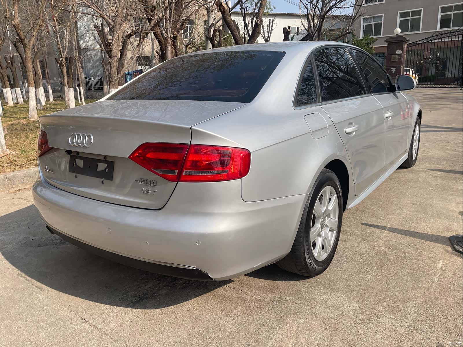 Audi A4L, 2011 9