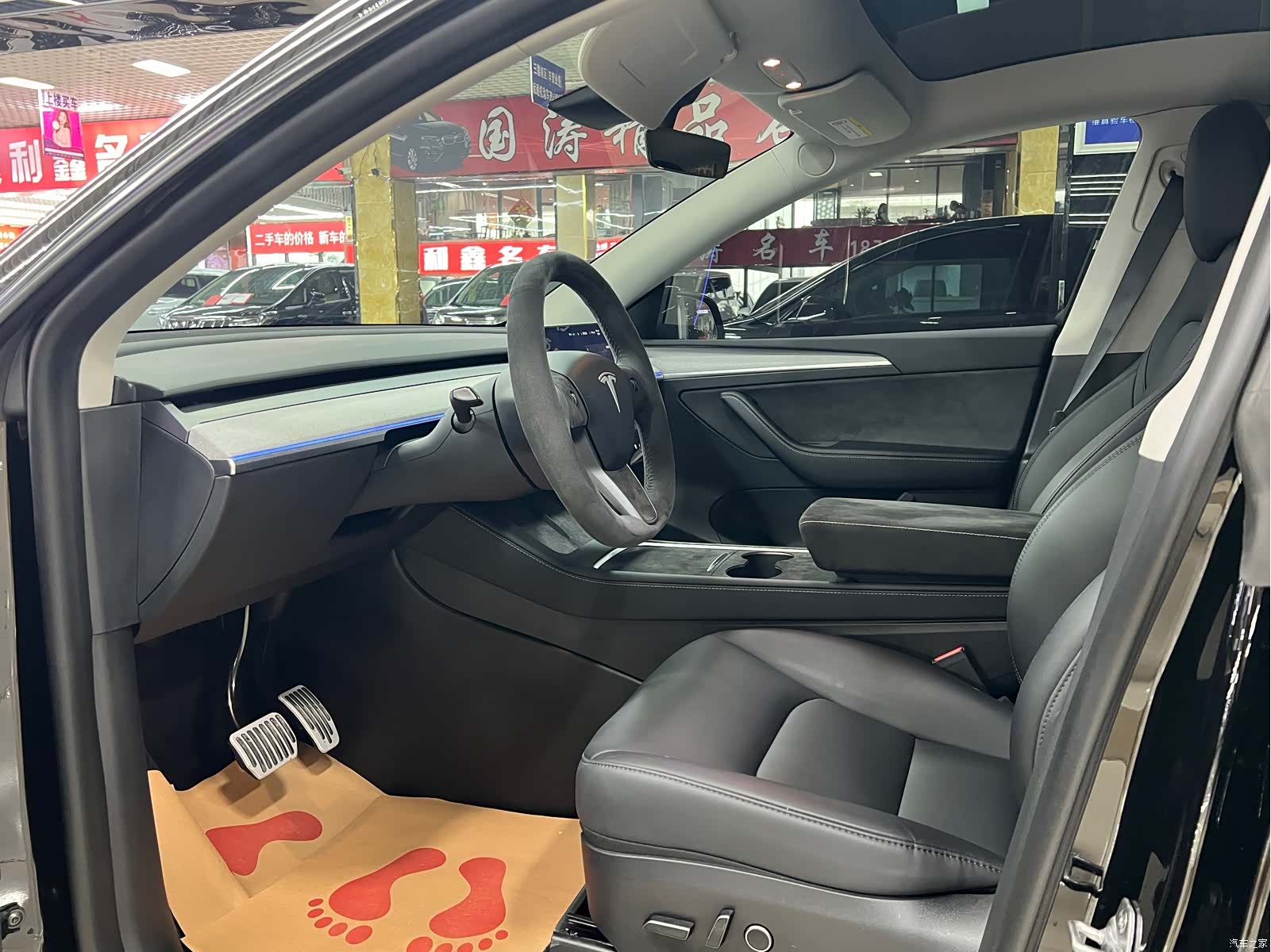 Tesla Model Y, 2023 8