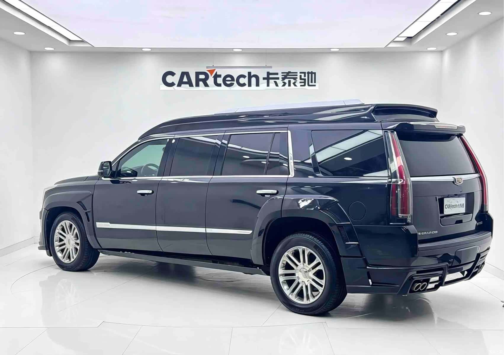 Cadillac Escalade, 2020 3