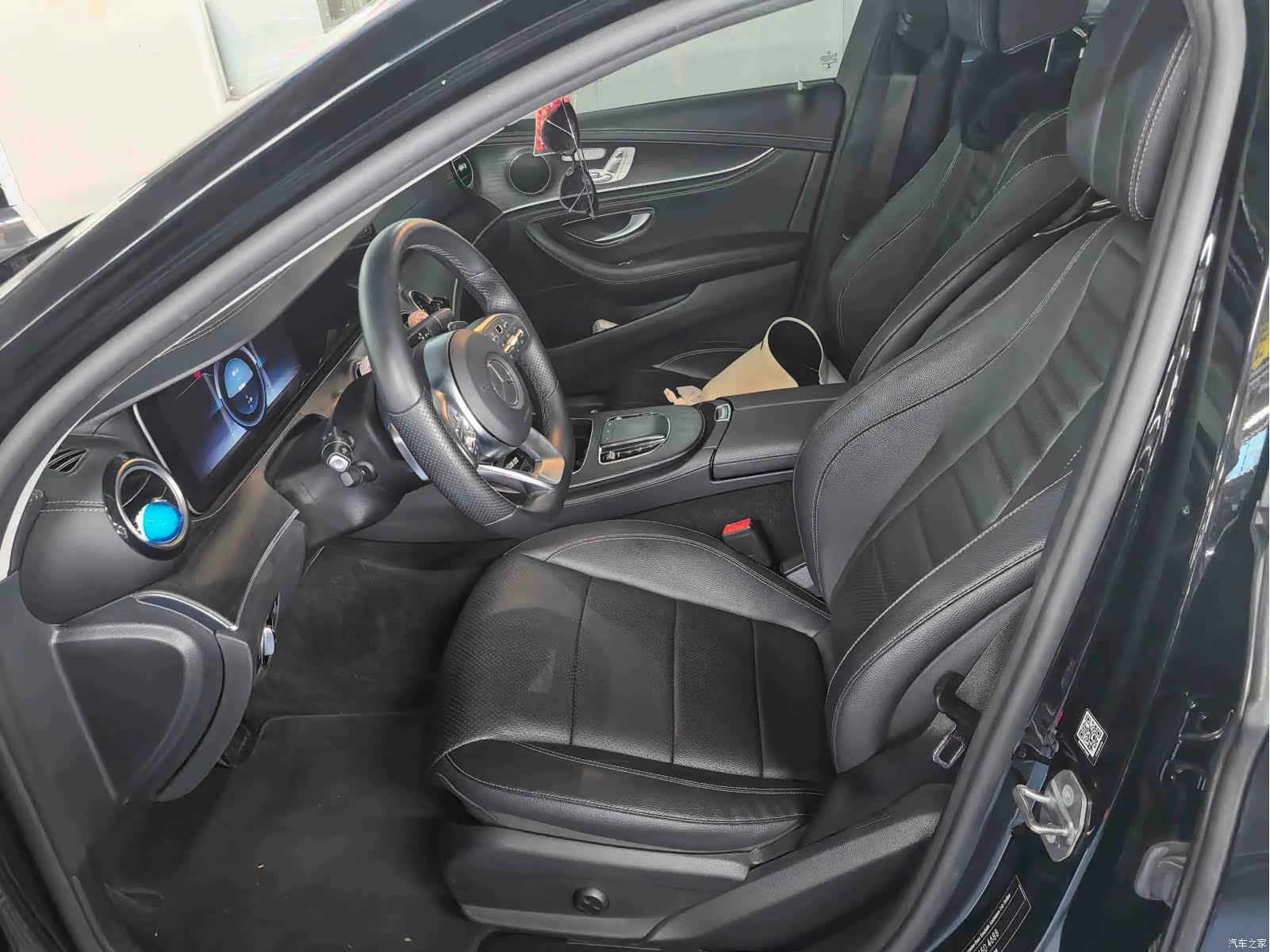 Mercedes-Benz E-Class, 2019 6