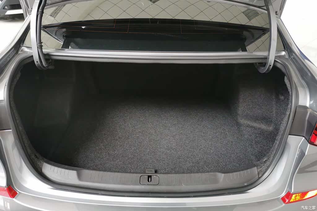 Chevrolet 320, 2021 4