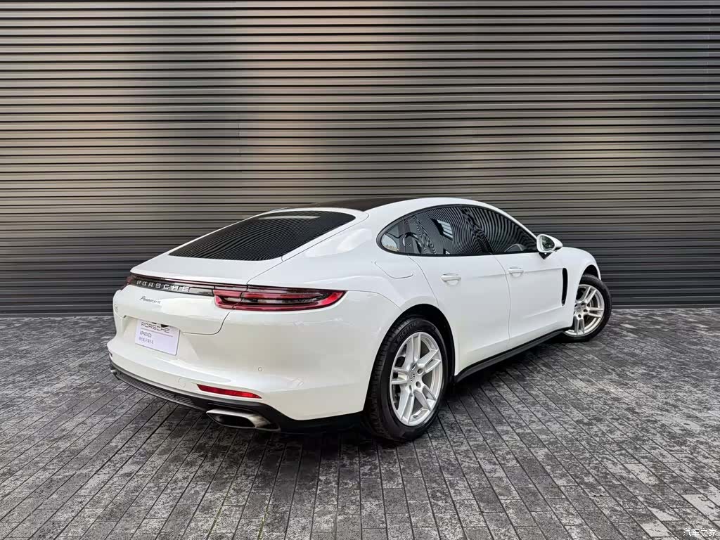 Porsche Panamera, 2018 3