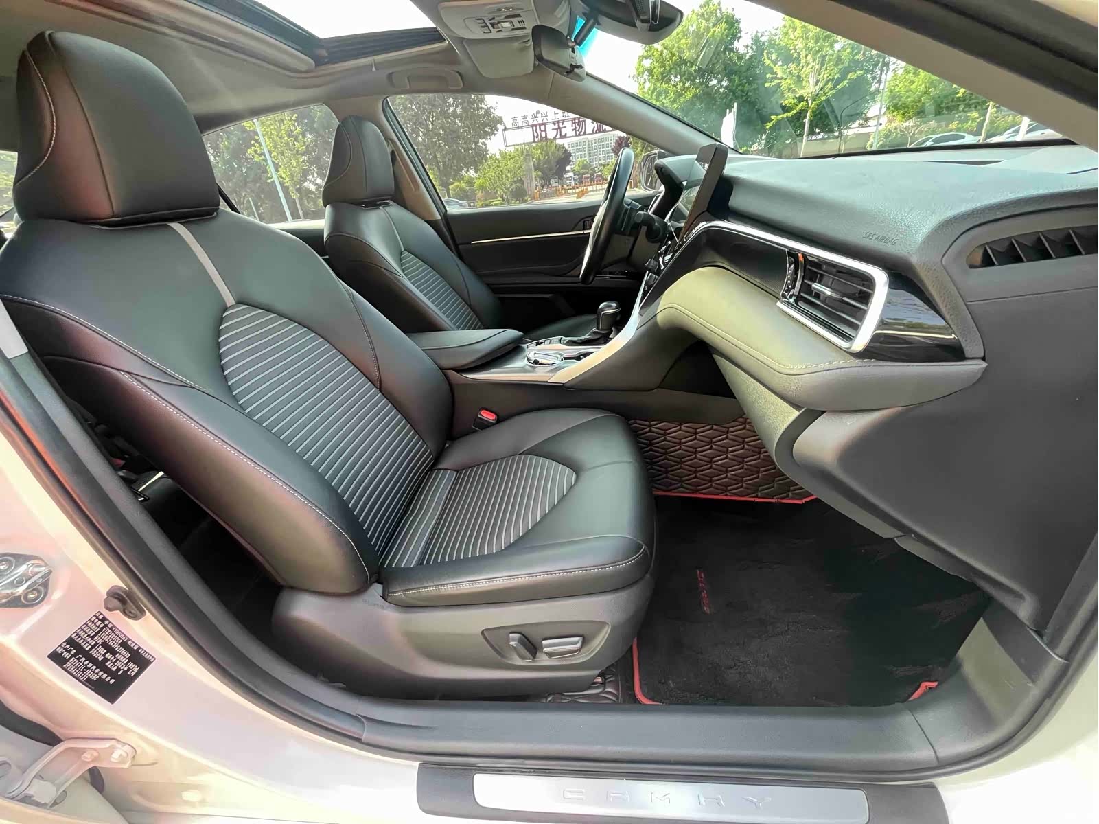 Toyota Camry, 2023 13