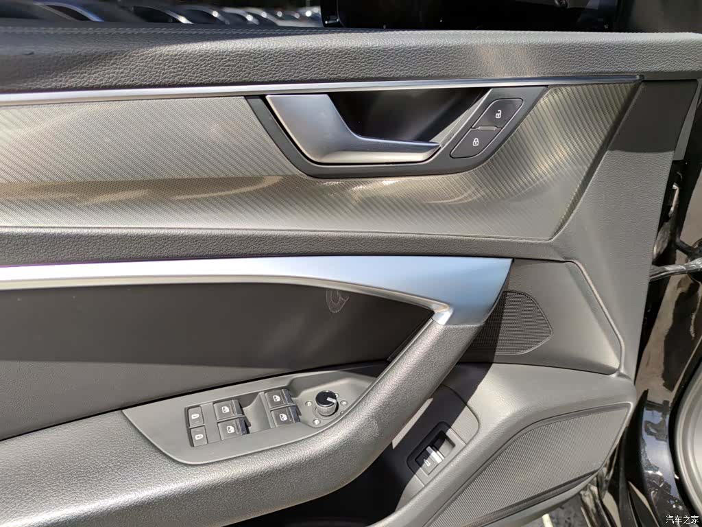 Audi A6L, 2020 15
