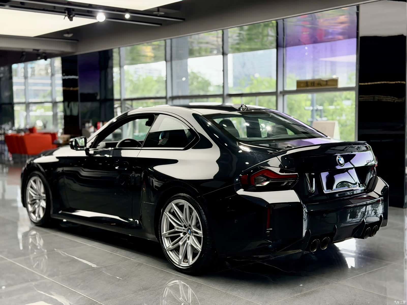 BMW M2, 2026 все фото