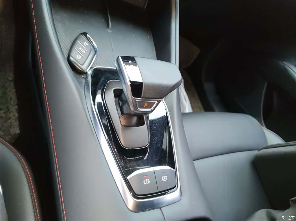 MG MG5, 2025 14
