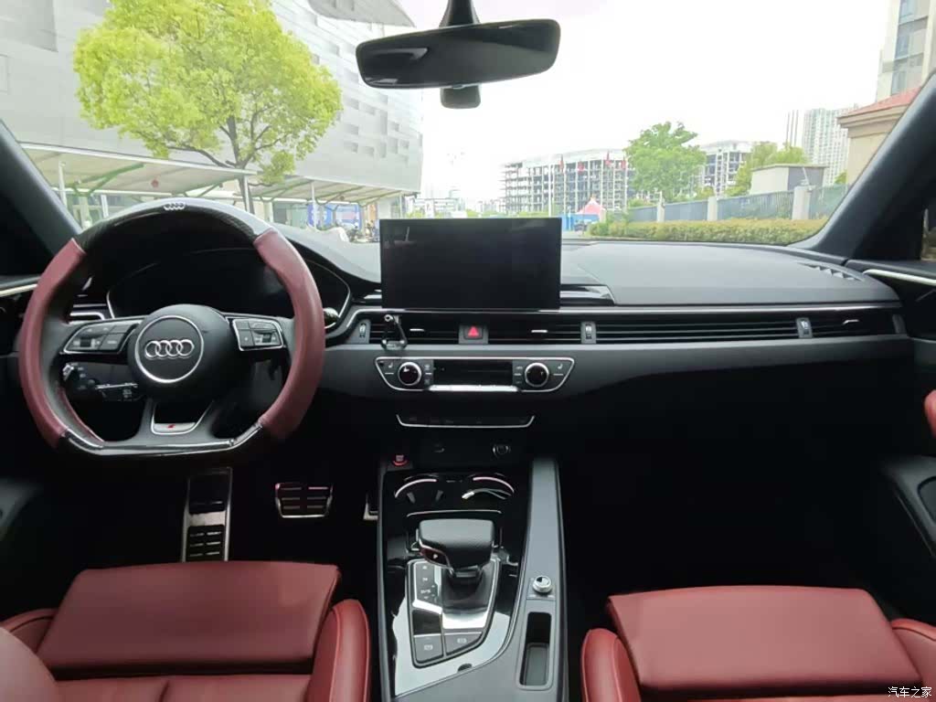 Audi A4L, 2025 24