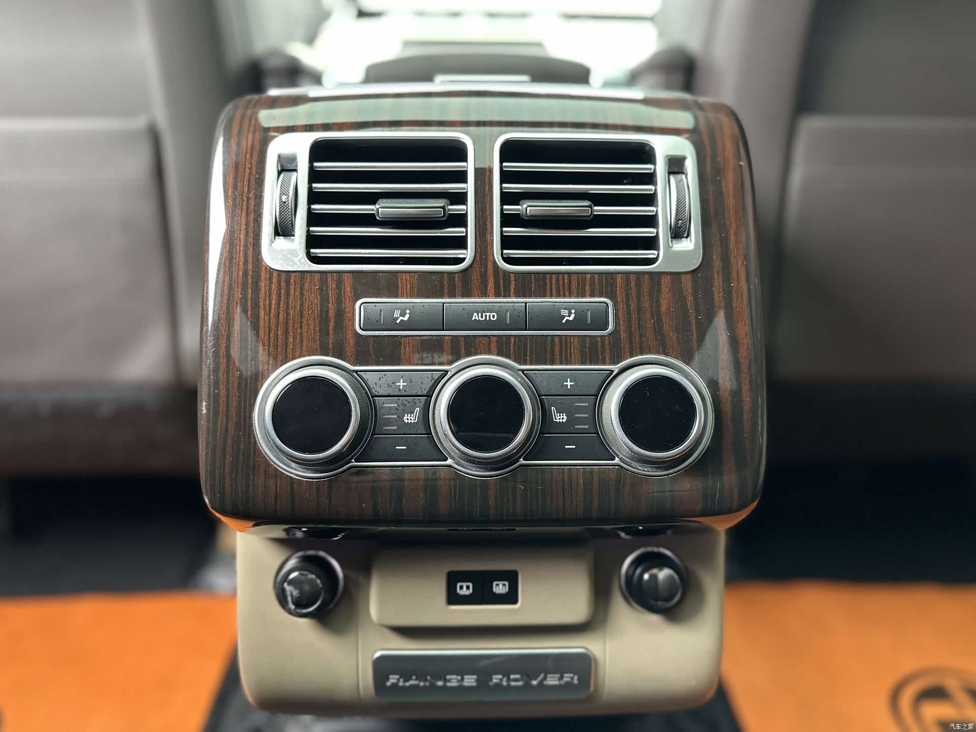 Land Rover Range Rover, 2016 8